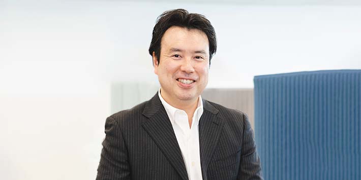 Yoshimasa Kasuya Director, Supervising EC Solutions