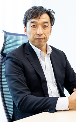 取締役 最高執行責任者(COO) 長谷川 拓